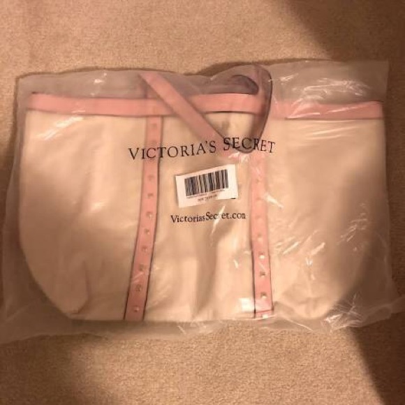 NWT Victoria’s Secret tote bag - Picture 2 of 3